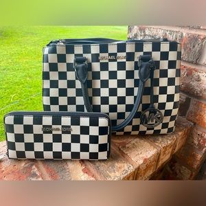 Michael Kors. Black and white checkered purse and wallet.
